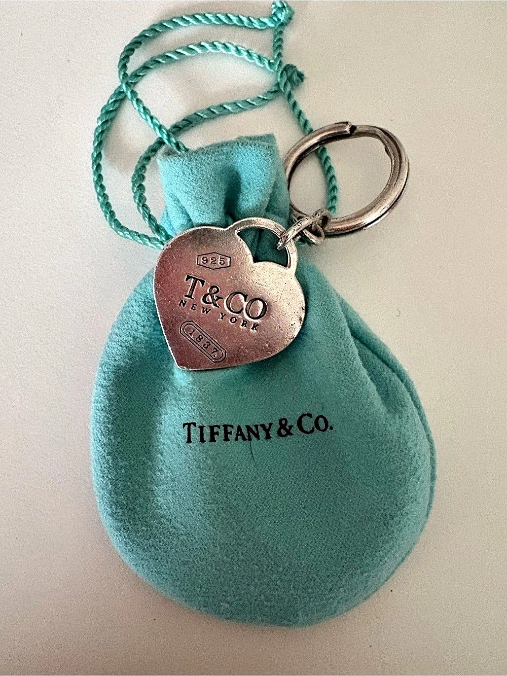 Tiffany & Co. Return to Tiffany Heart Tag Key Ring. Silver & Blue